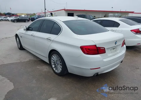 2011 BMW 535I xDrive z USA, uszkodzony, nr VIN WBAFU7C57BC873631
